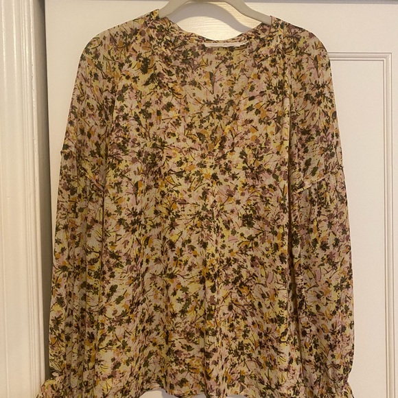 All in Favor floral blouse - Picture 2 of 5